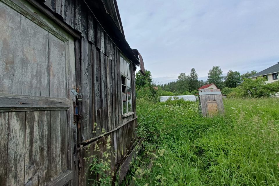 земля р-н Гатчинский городской посёлок Вырица, улица Калинина фото 4