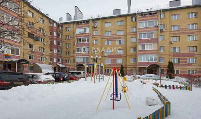 мкр Коммунар ул Центральная 17 р-н Октябрьский Коммунар фото