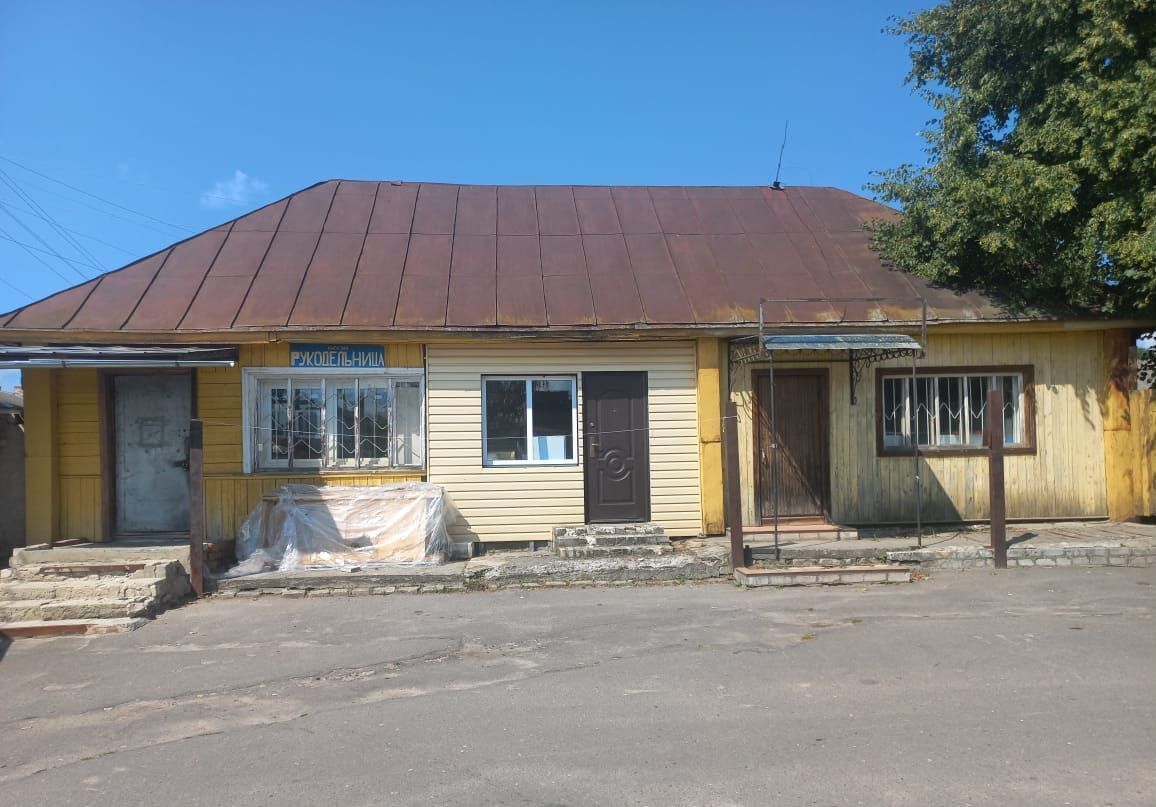 торговое помещение р-н Суражский г Сураж ул Пионерская 24г Суражское городское поселение фото 1