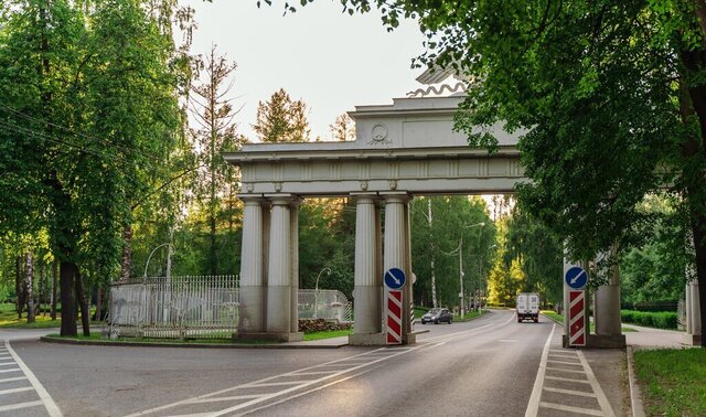 ш Фильтровское метро Купчино фото