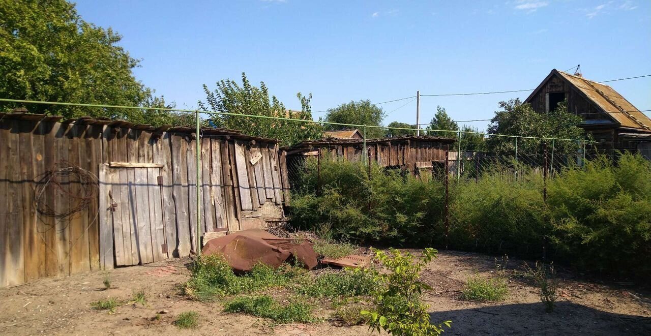 дом р-н Икрянинский с Трудфронт ул 40 лет Октября муниципальное образование Село Трудфронт, Оранжереи фото 12