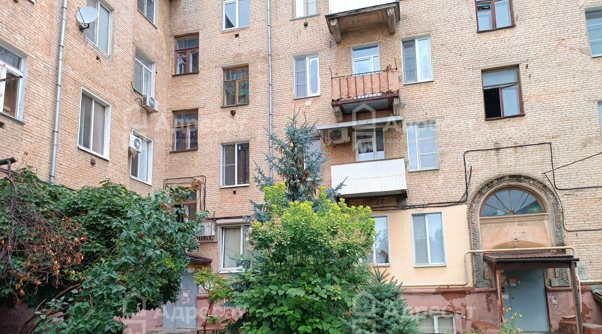 комната г Волгоград р-н Тракторозаводский ул Борьбы 15 фото 8