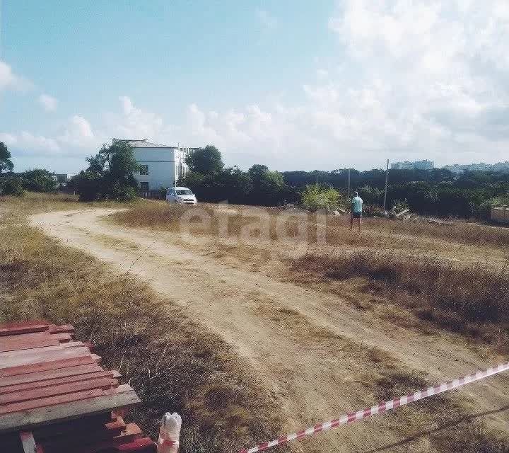 земля р-н Черноморский пгт Черноморское ул Амосова 18 Черноморское сельское поселение фото 3