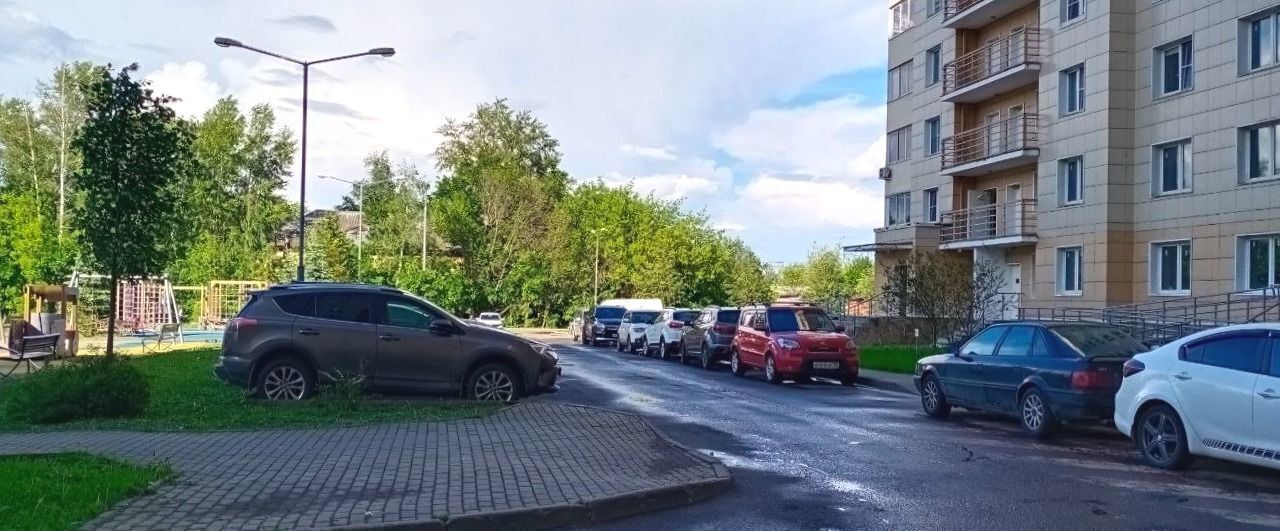 квартира городской округ Наро-Фоминский г Кокошкино Новомосковский административный округ, дп. Кокошкино, ул. Ленина, 12, Москва, р-н Внуково фото 9