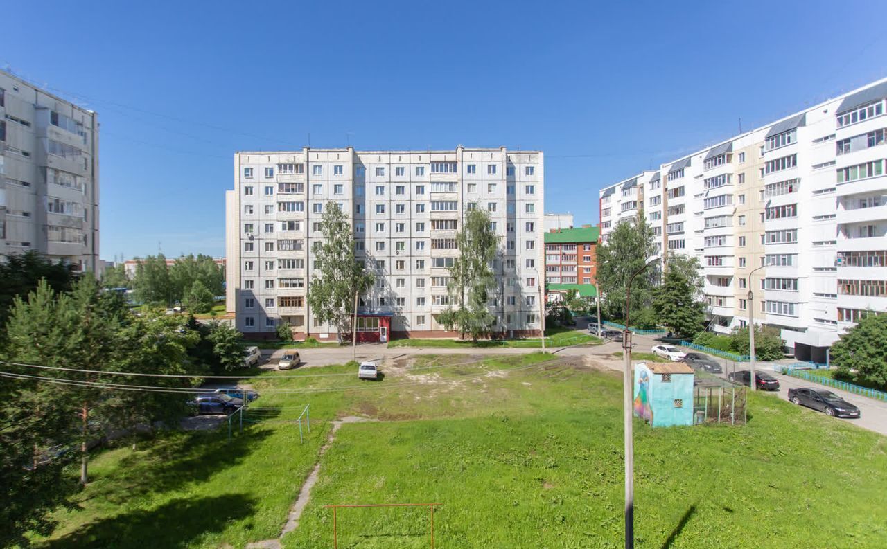 квартира г Тобольск 9-й мкр-н, 31А фото 4