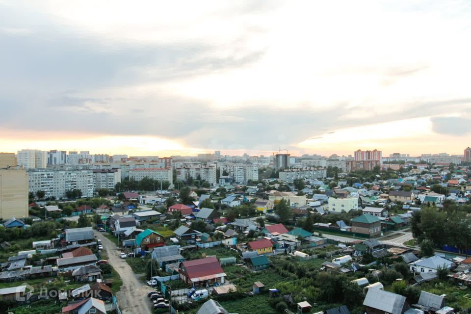 квартира г Тюмень ул Революции 228к/3 городской округ Тюмень фото 1