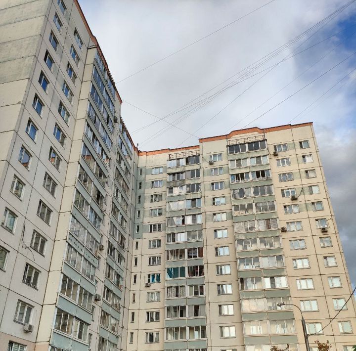 квартира г Москва метро Щербинка ул Маршала Савицкого 4к/2 фото 1