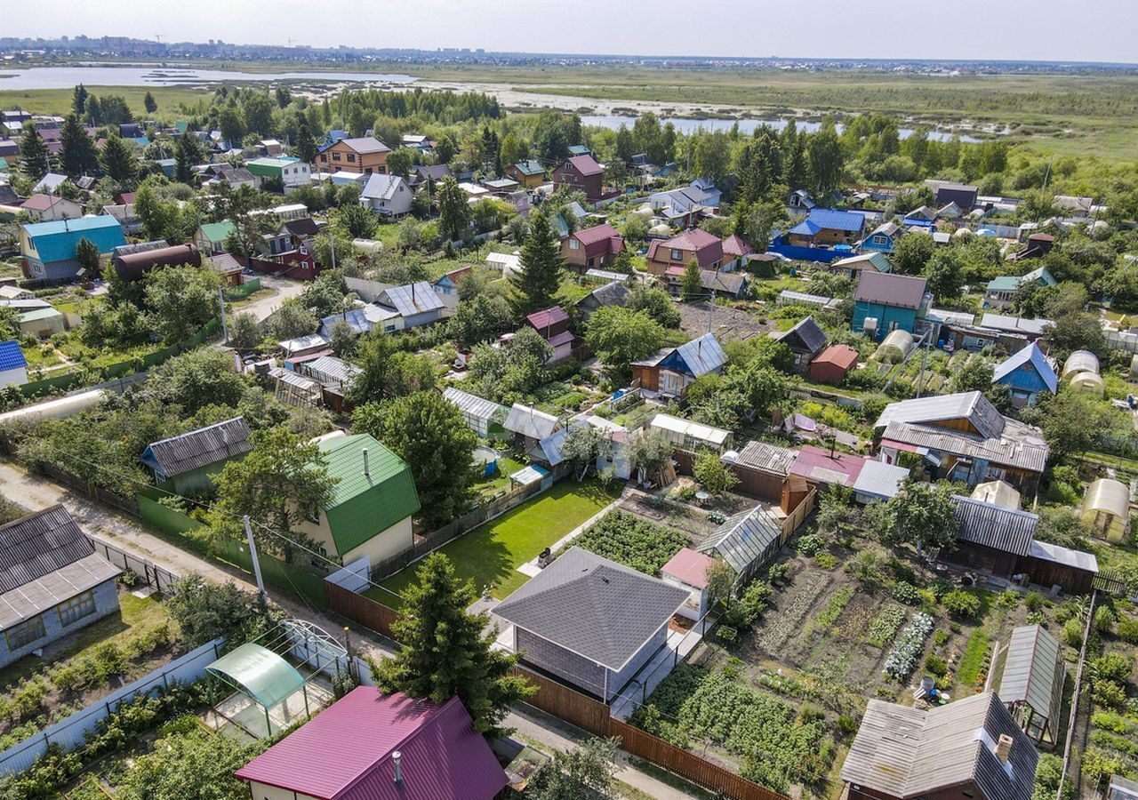 дом г Тюмень р-н Центральный ул Цветочная фото 29