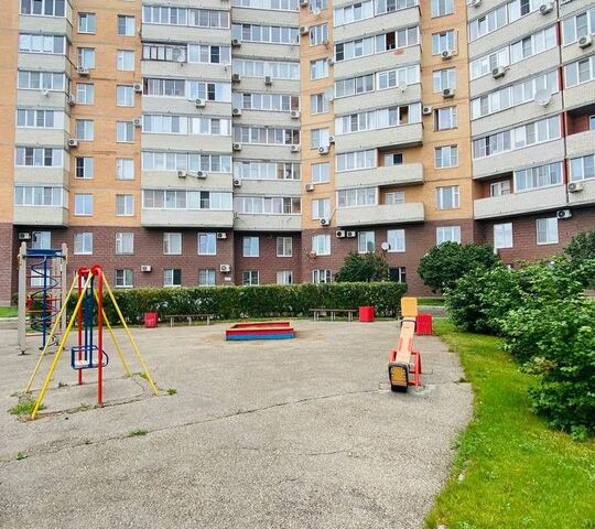 р-н Автозаводский ул Спортивная 16 городской округ Тольятти фото