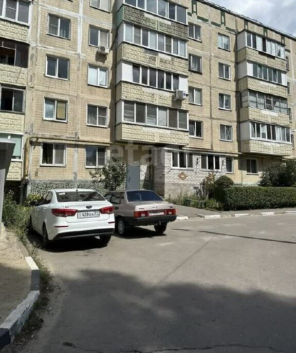 квартира р-н Яковлевский г Строитель ул 5 Августа 2 фото 15