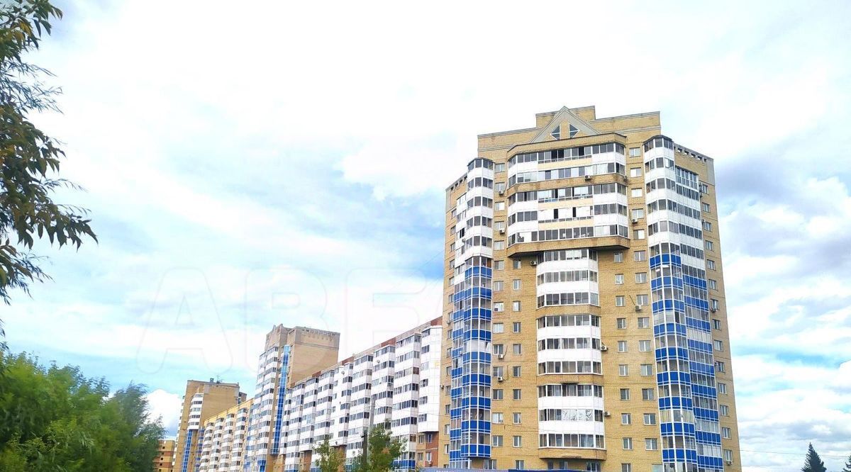 квартира г Омск р-н Кировский ул 3-я Енисейская 32/2 фото 1