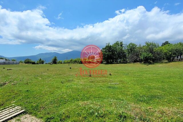 с Верхняя Кутузовка городской округ Алушта, улица Аметхан Султана, 1 фото