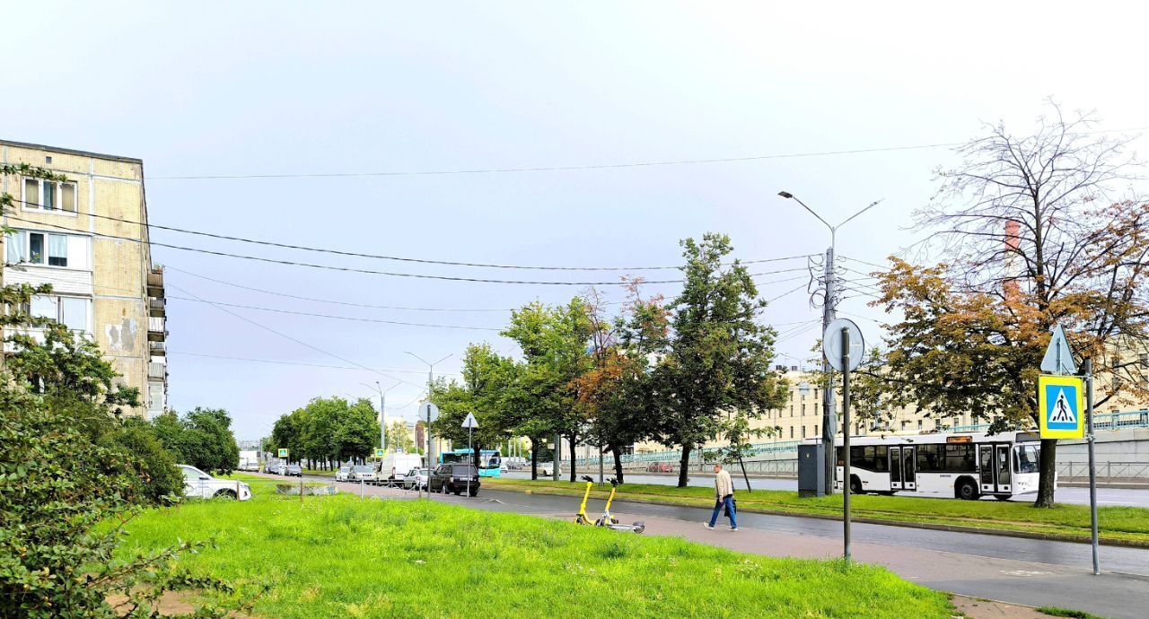 квартира г Санкт-Петербург метро Академическая пр-кт Непокорённых 74 фото 24