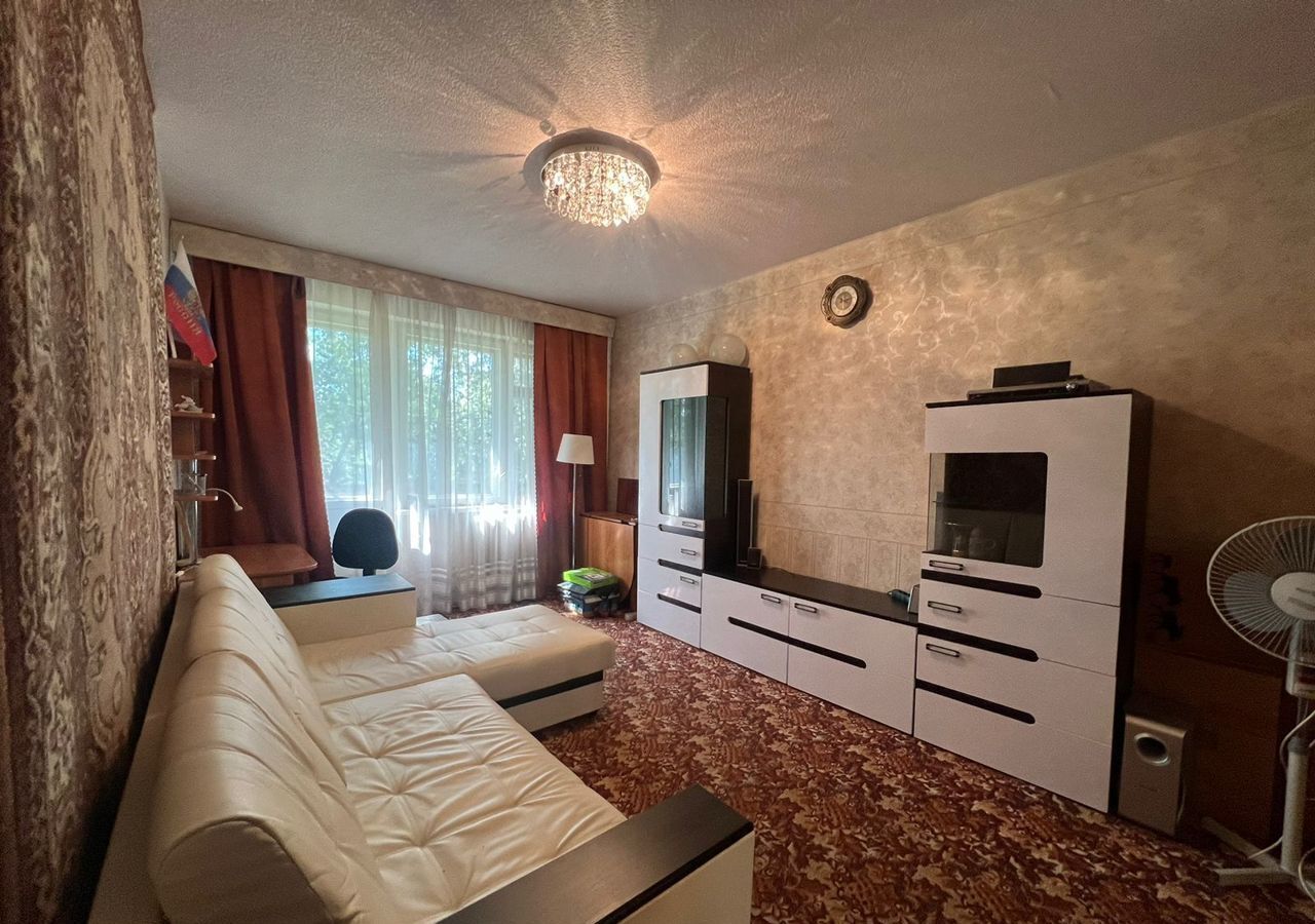 квартира г Великие Луки ул Дружбы 27к/2 фото 1