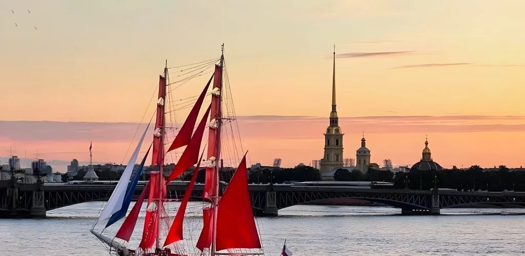 квартира г Санкт-Петербург метро Площадь Ленина наб Кутузова 26 округ Литейный фото 1