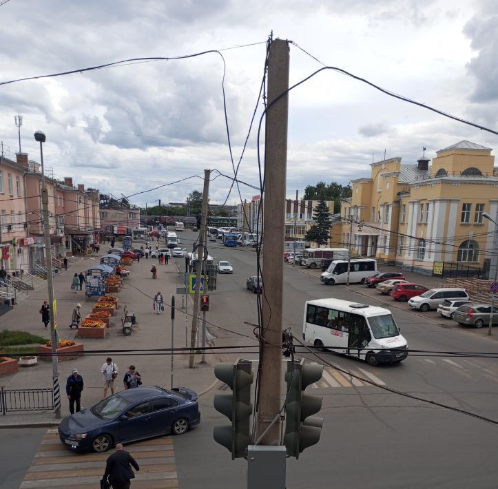 комната г Омск р-н Ленинский ул Лобкова 4 фото 10