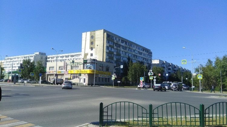 квартира г Сургут пр-кт Набережный 2 городской округ Сургут фото 2