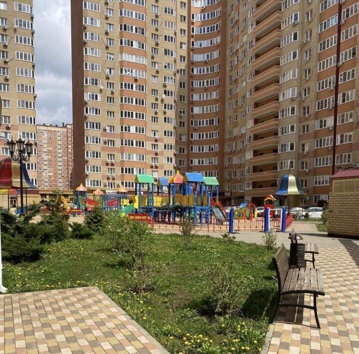 квартира г Краснодар р-н Прикубанский ул им. Героя Яцкова И.В. 15к/1 фото 8