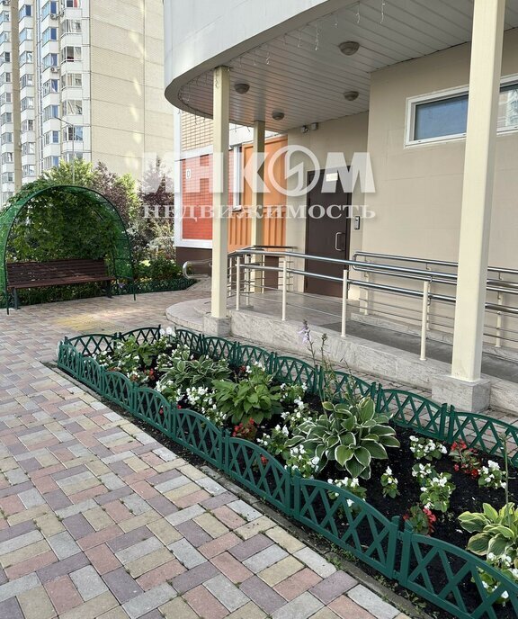 квартира г Москва п Московский Филатов Луг, улица Москвитина, 5к 1 фото 2