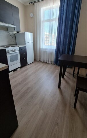 Парнас, микрорайон -2, Тихвинская улица, 10к 3 фото