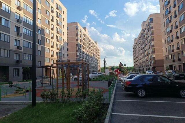 р-н Прикубанский дом 30/7 Краснодар городской округ, 1 к 11 / Средняя улица фото