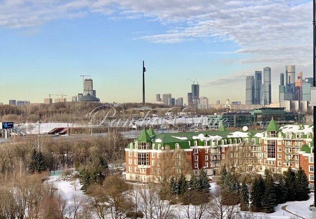 метро Минская фото