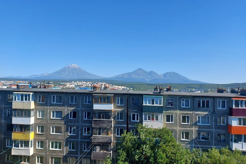 квартира г Петропавловск-Камчатский пр-кт 50 лет Октября 7/3 городской округ Петропавловск-Камчатский фото 1