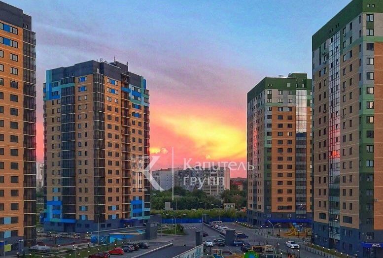 квартира г Тюмень р-н Центральный ул Мельникайте 32 фото 2