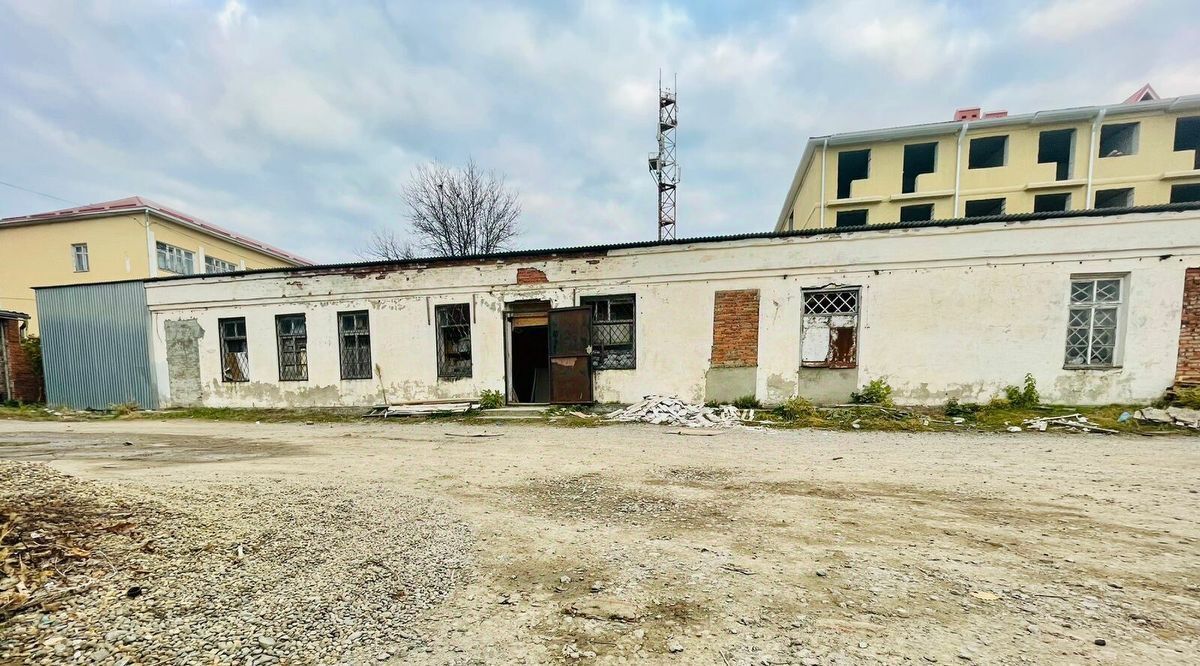 производственные, складские р-н Северский пгт Черноморский ул Юбилейная Черноморское городское поселение фото 1