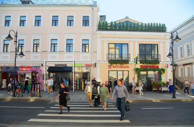 свободного назначения метро Новокузнецкая фото