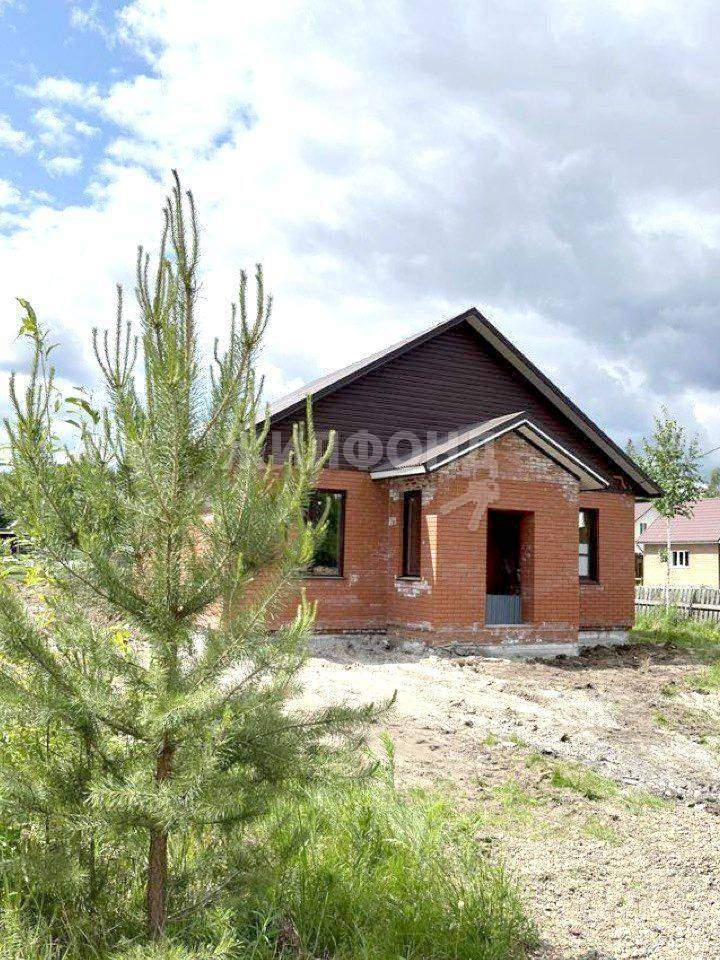 дом р-н Томский д Кисловка ул Родников фото 1