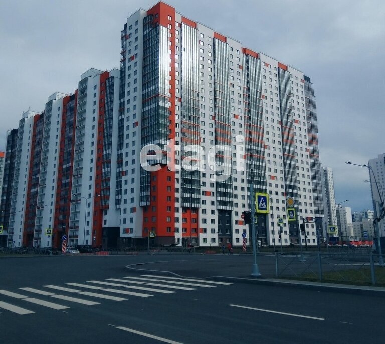 квартира г Санкт-Петербург метро Автово ул Маршала Казакова 82к/1 фото 1