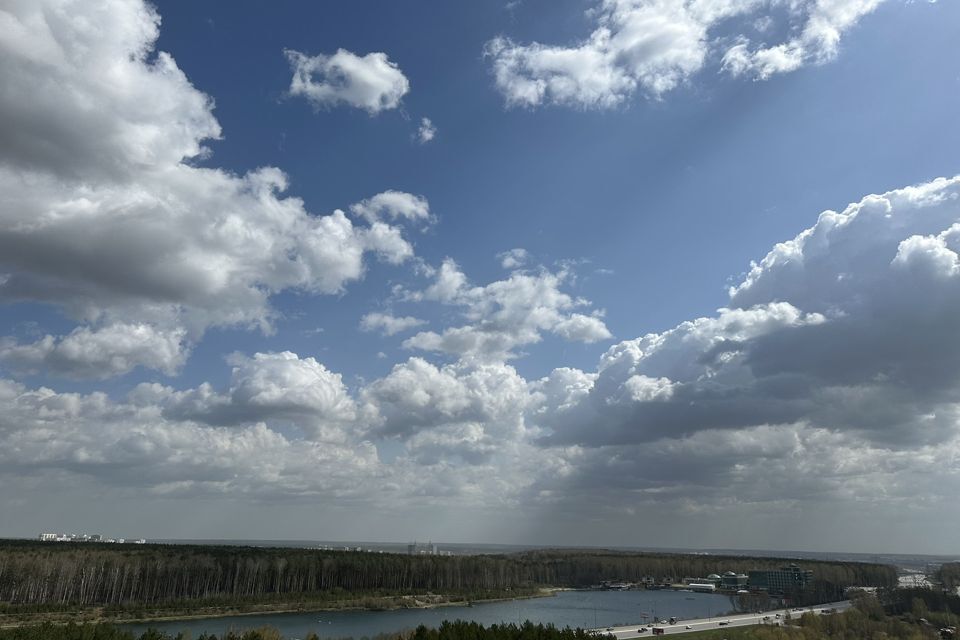 квартира г Екатеринбург р-н Чкаловский пер Светлый 5 Екатеринбург городской округ фото 1