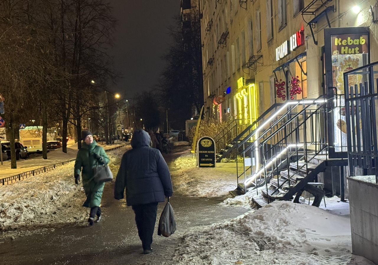 торговое помещение г Санкт-Петербург метро Ленинский Проспект б-р Новаторов 17 фото 2