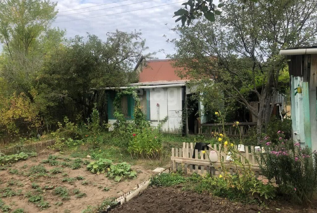 дом р-н Энгельсский тер Красноярское муниципальное образование СНТ Полюшко фото 9