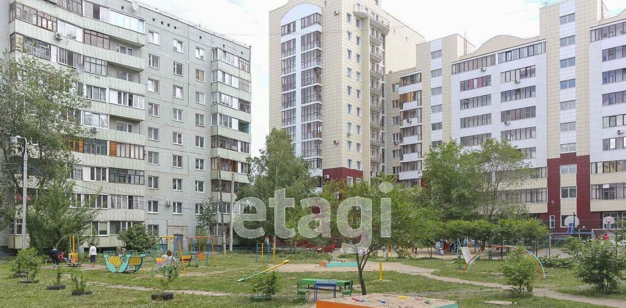 квартира г Омск р-н Кировский ул 70 лет Октября 13/2 фото 1