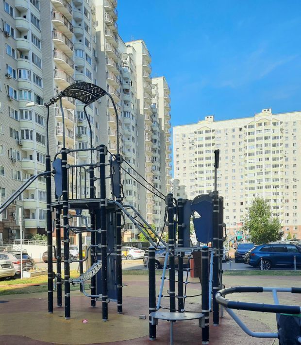 квартира г Москва метро Рассказовка Московский г., ул. Бианки, 5 фото 23