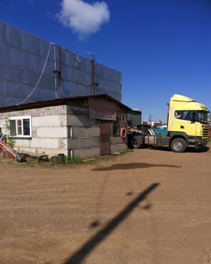 гараж у Мирнинский п Светлый фото 1