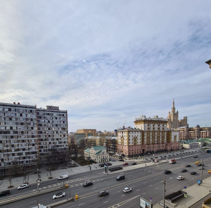 квартира г Москва метро Смоленская б-р Новинский 18с/1 фото 22