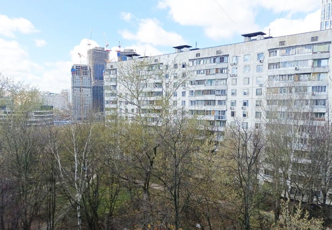 квартира г Москва метро Раменки пр-кт Мичуринский 54к/2 фото 16