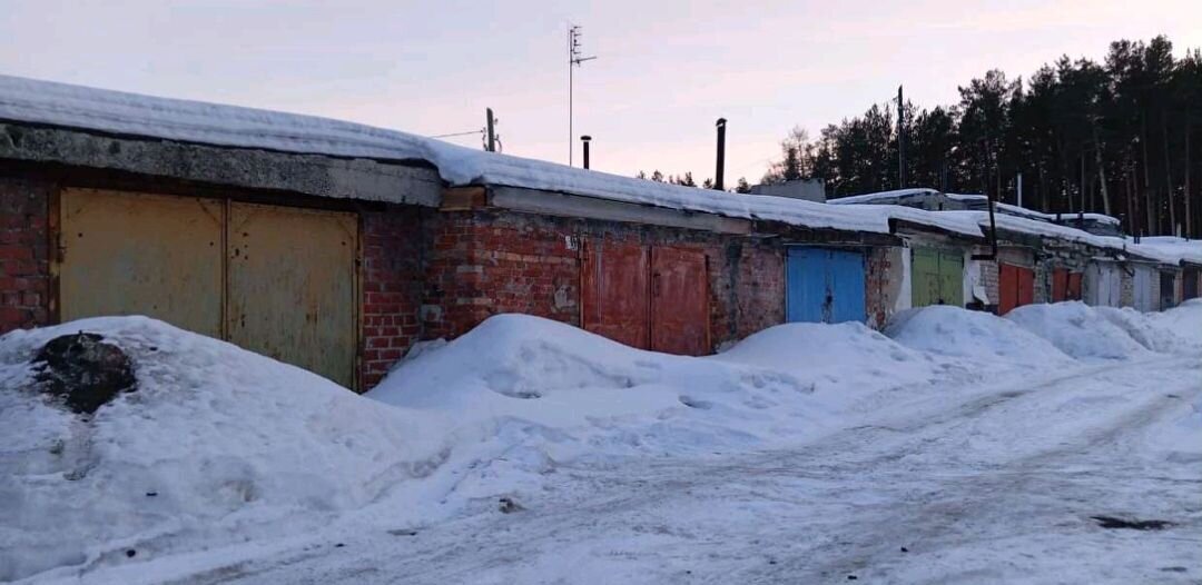 гараж р-н Режевской г Реж ул Заводская фото 2