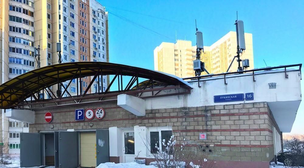 гараж г Москва метро Новопеределкино ул Лукинская 16с/1 фото 1