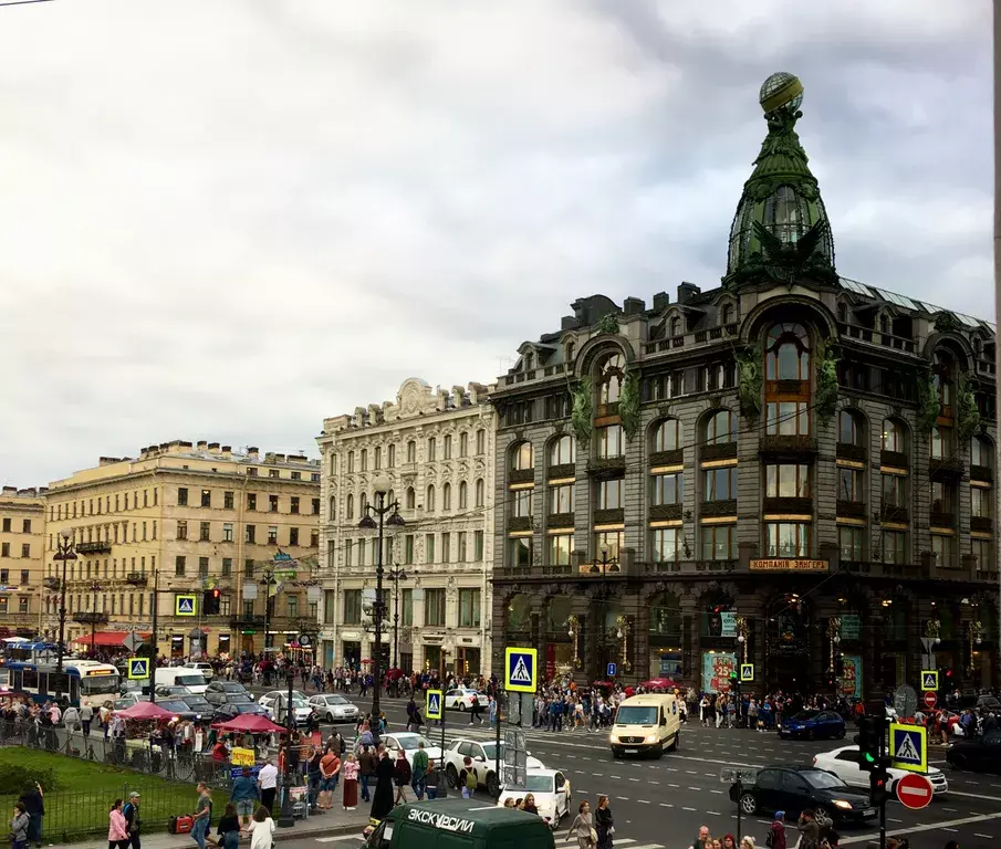 квартира г Санкт-Петербург метро Невский Проспект пр-кт Невский 27 Ленинградская область фото 1