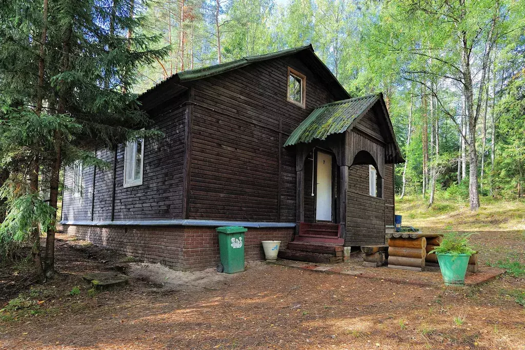 дом р-н Лужский д Большие Крупели Турбазы Аннушка территория, 1, Луга фото 1