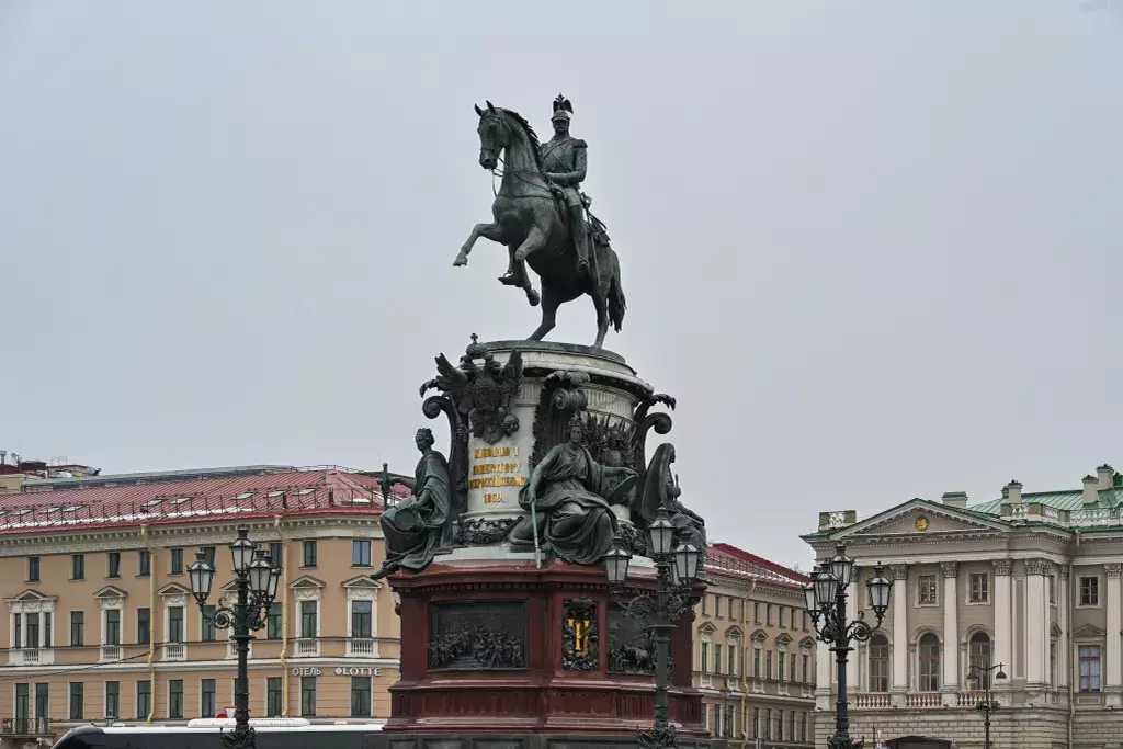 квартира г Санкт-Петербург метро Невский Проспект наб Реки Мойки 95 Ленинградская область фото 25