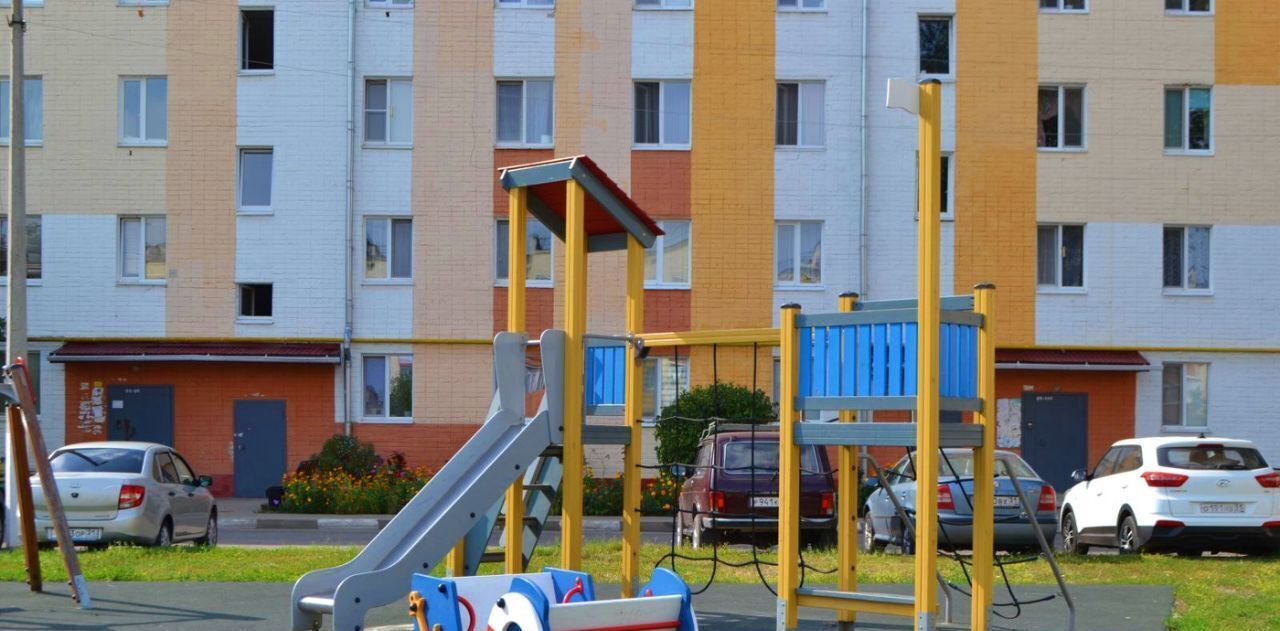 квартира р-н Яковлевский г Строитель ул 5 Августа 22 фото 5