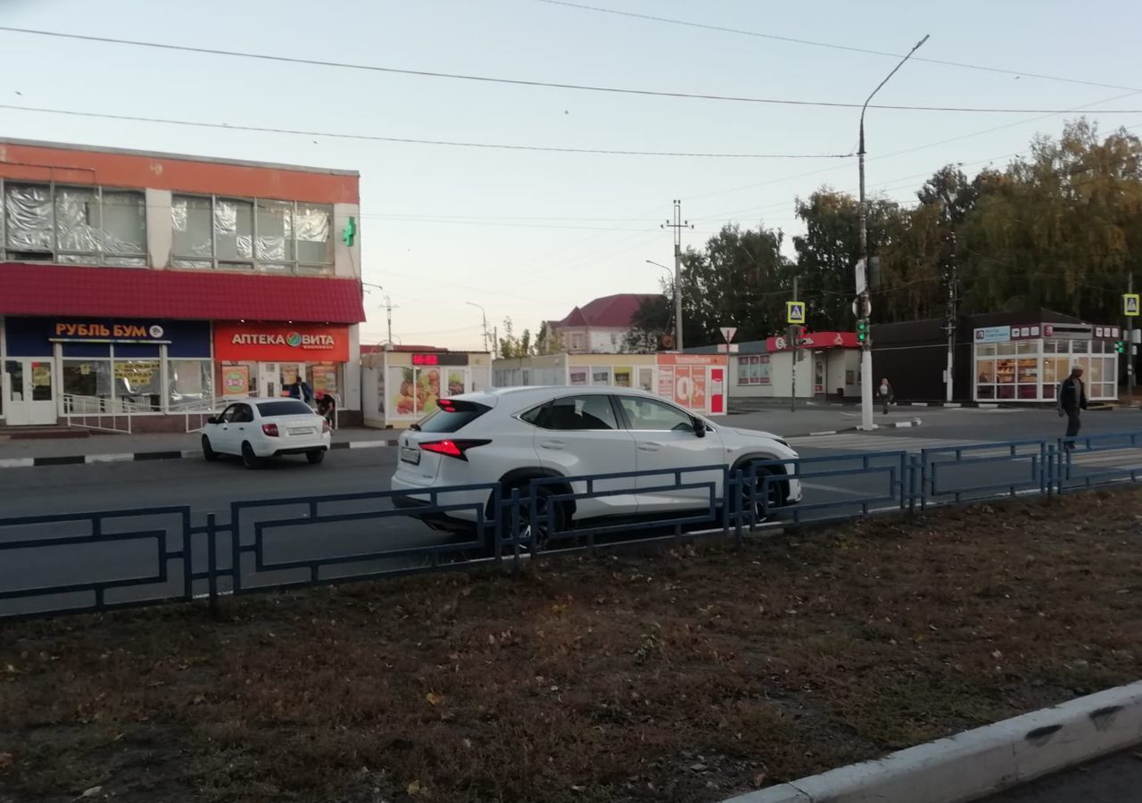 торговое помещение р-н Калининский г Калининск ул Советская 19 муниципальное образование фото 3