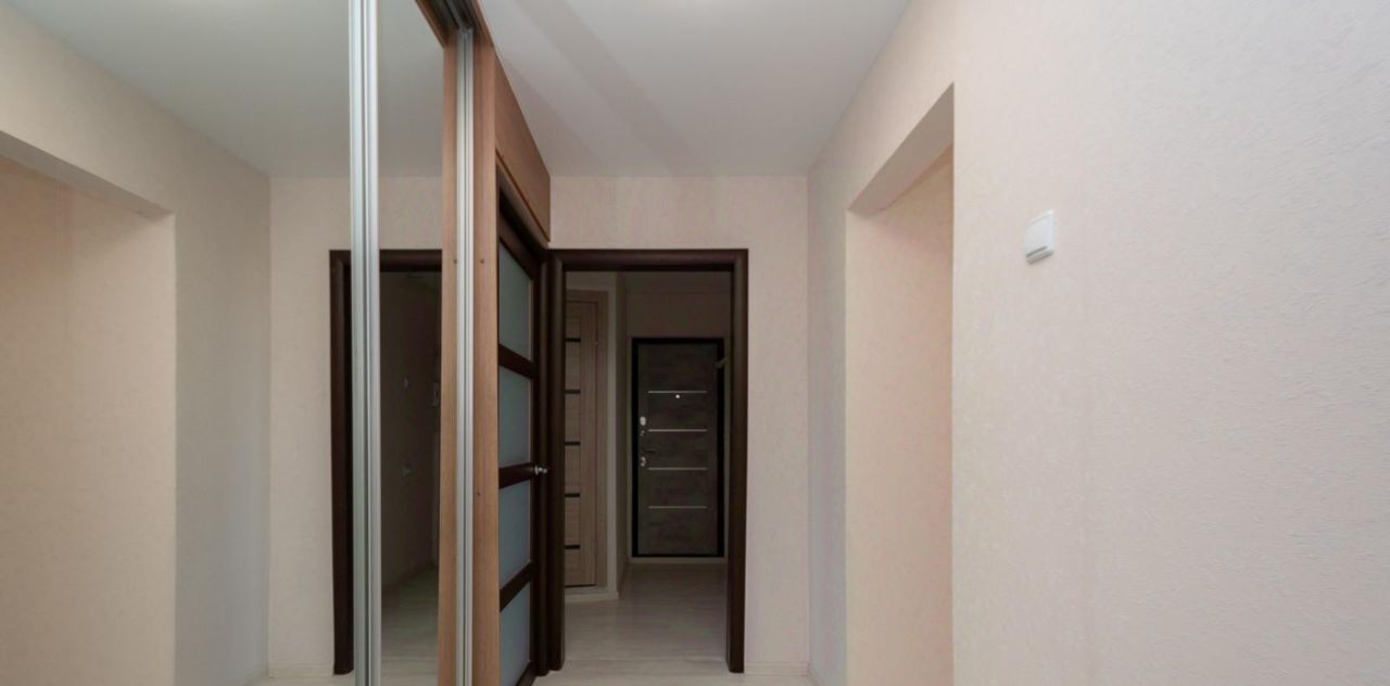 квартира г Иркутск р-н Ленинский ул Ленинградская 130 фото 1