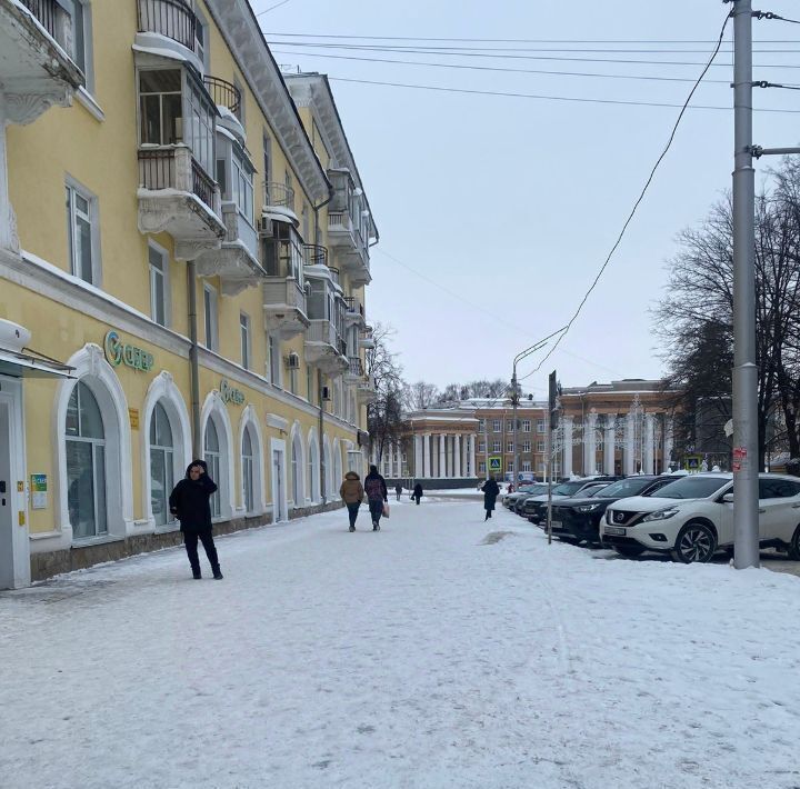 торговое помещение г Уфа р-н Орджоникидзевский ул Первомайская 16 фото 4