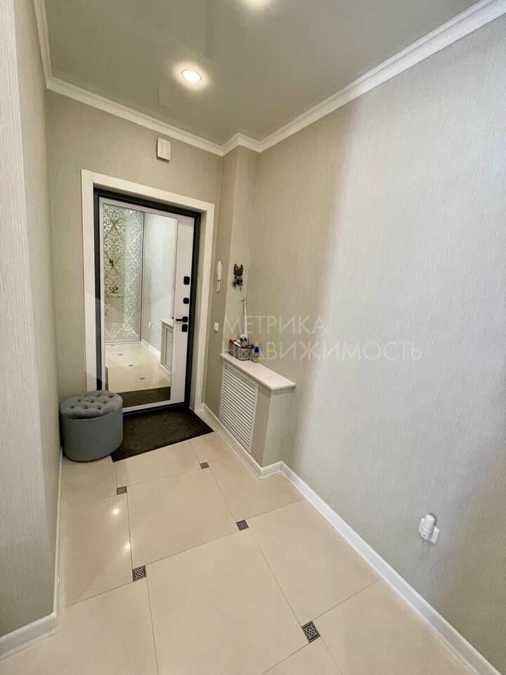 квартира г Тюмень ул Мельникайте 2/4 фото 10